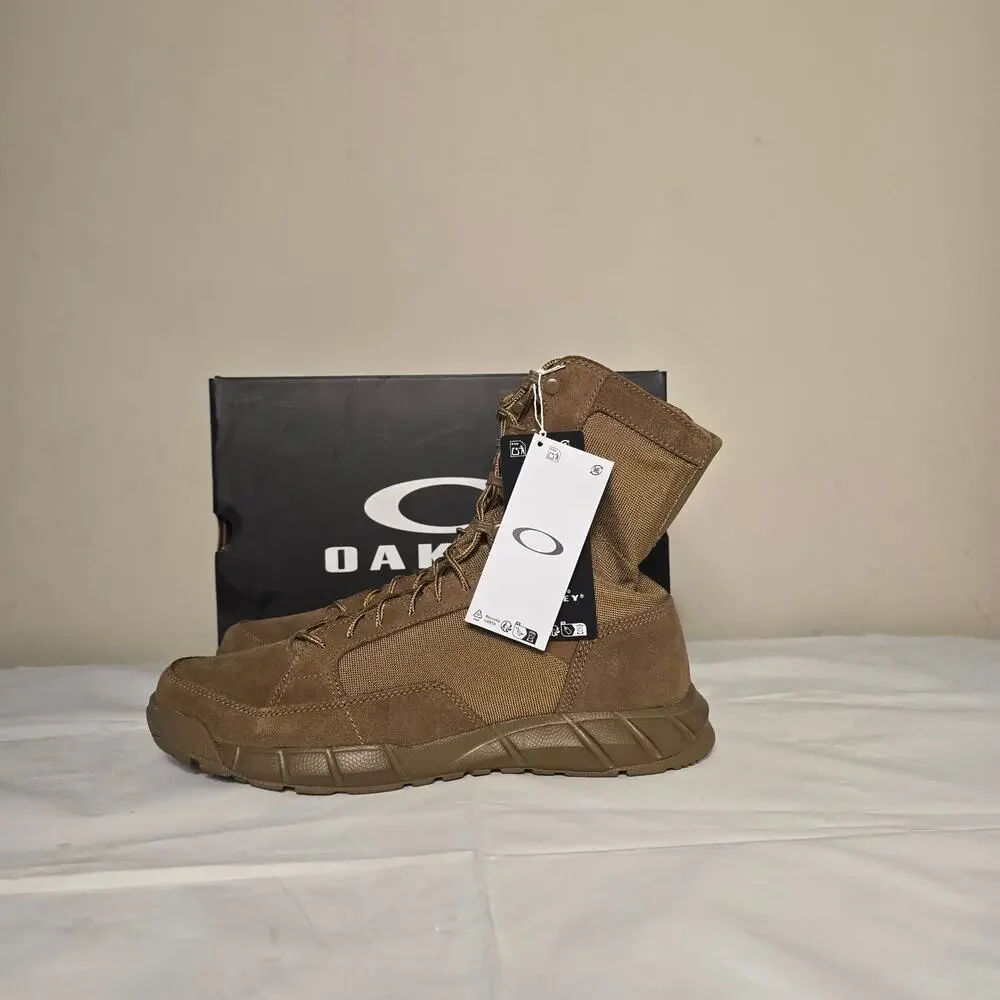 Oakley Mens 11 LT Assault 2 work boots new in the box color coyote.
